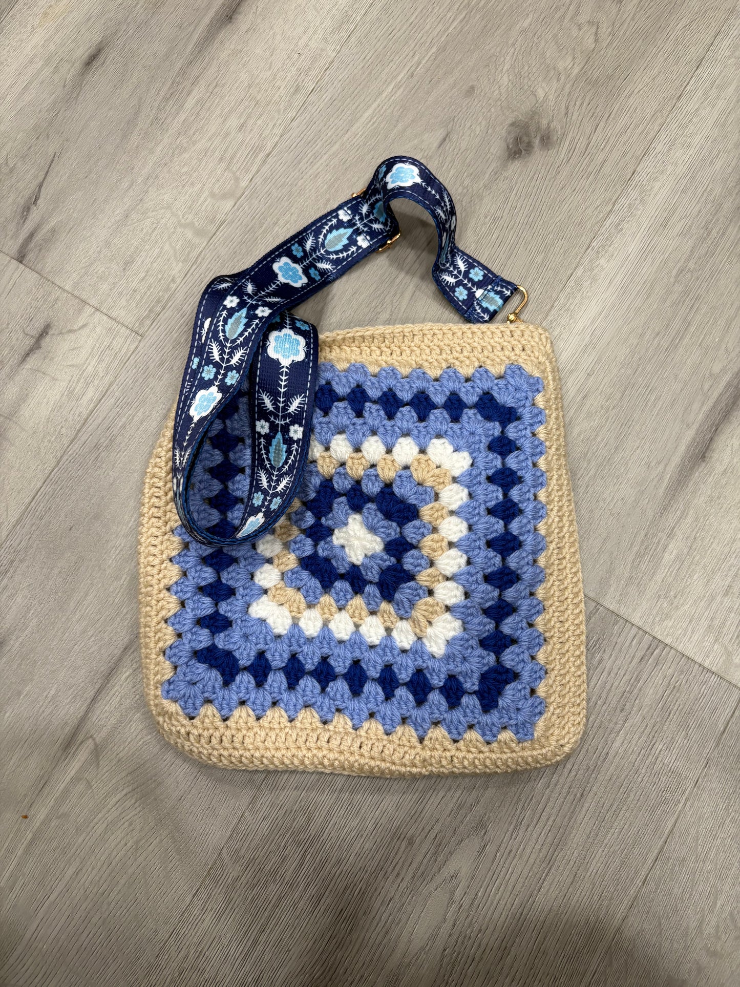 Handmade Granny Square Crochet Bag – Blue & Beige Tones