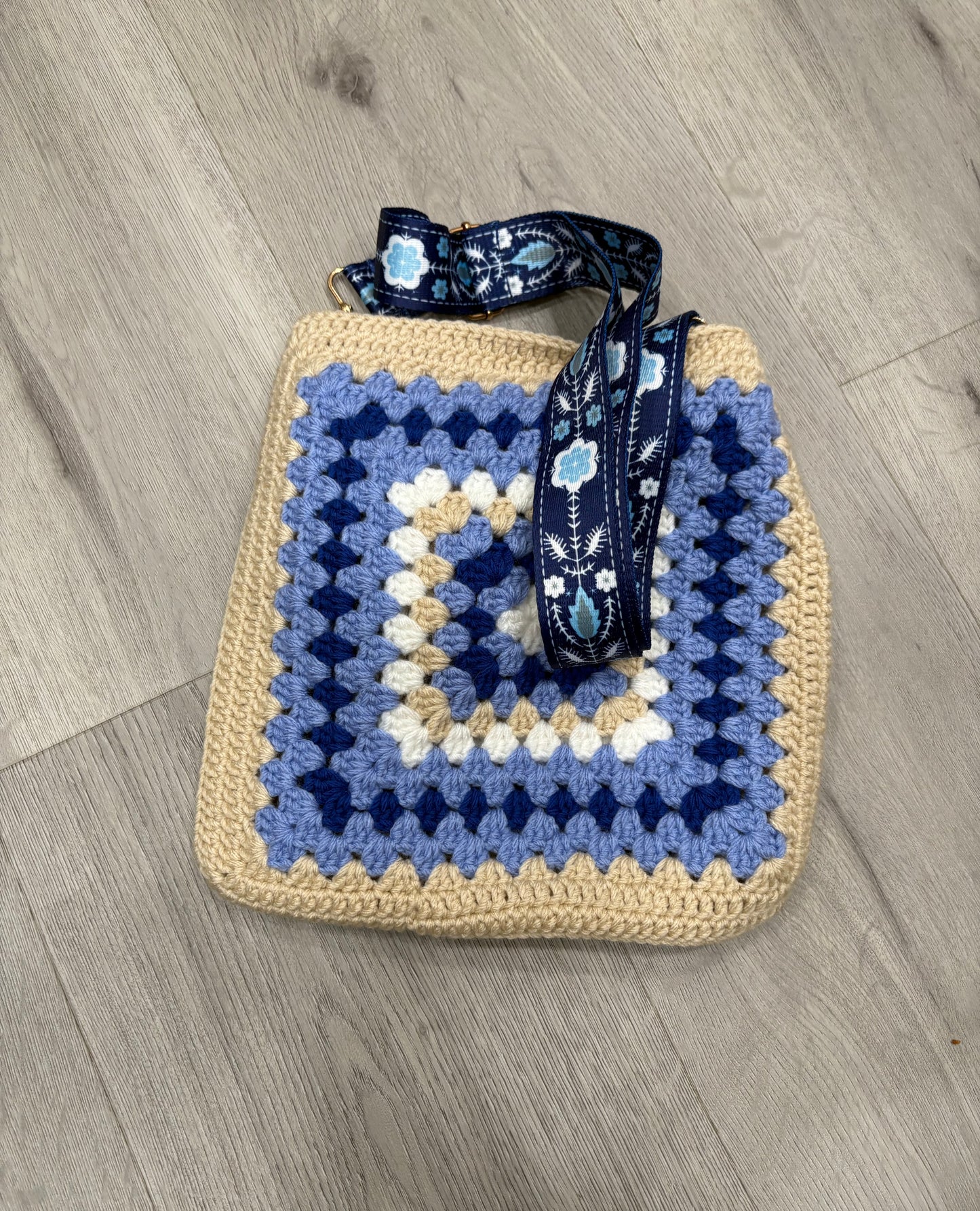 Handmade Granny Square Crochet Bag – Blue & Beige Tones