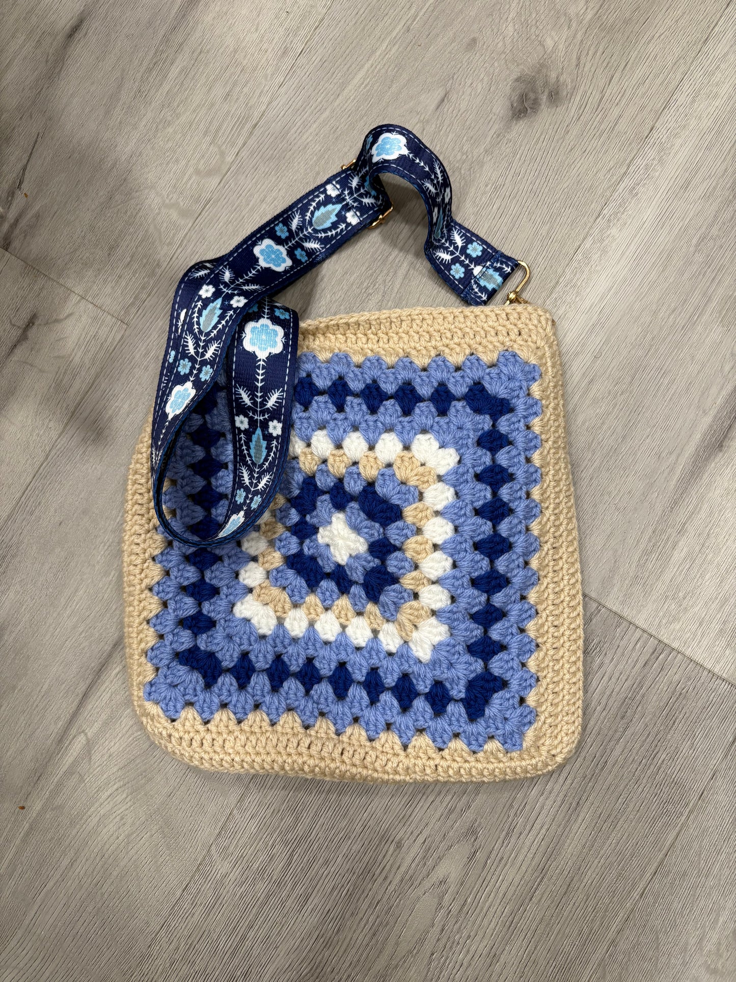 Handmade Granny Square Crochet Bag – Blue & Beige Tones
