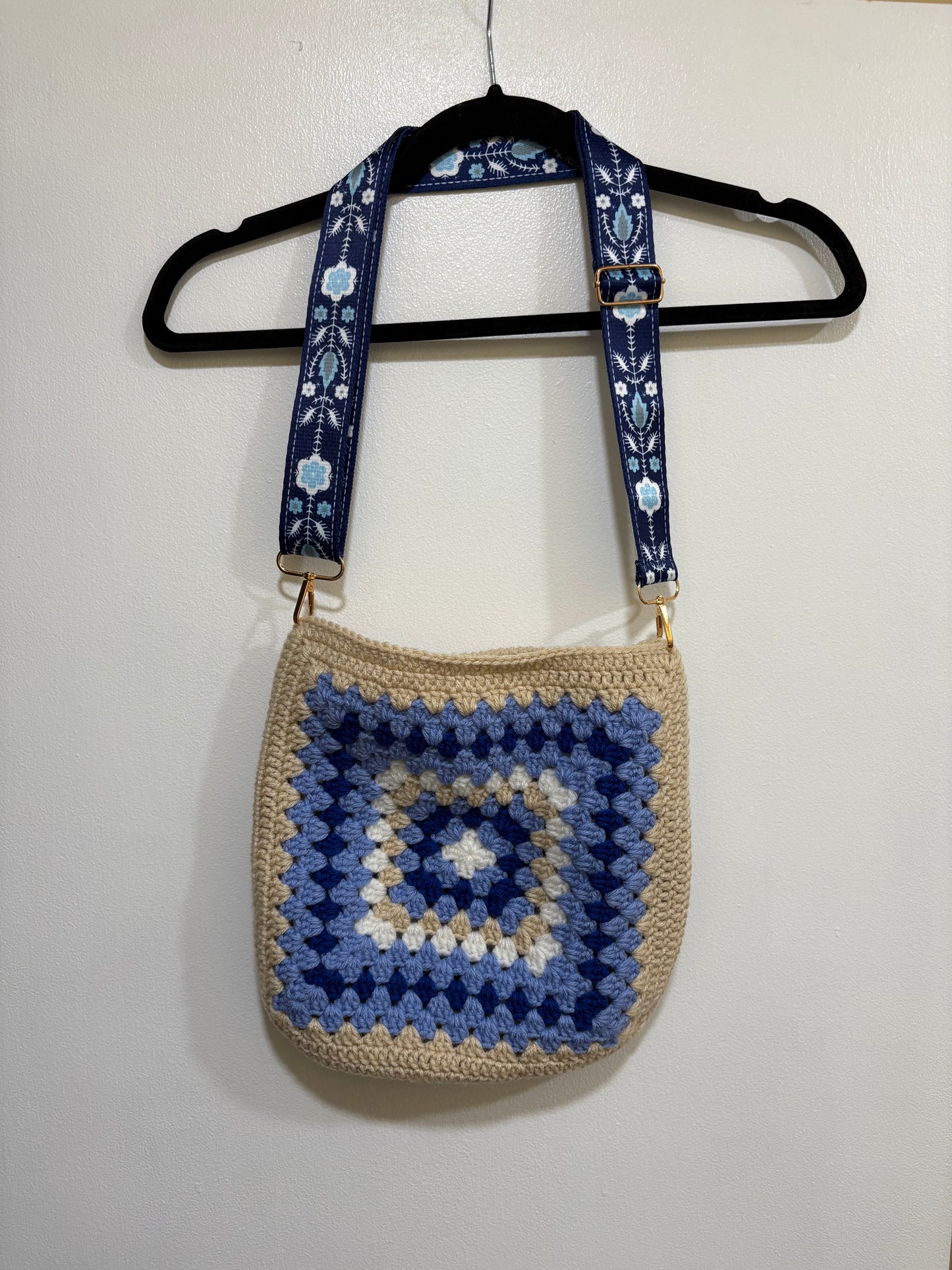 Handmade Granny Square Crochet Bag – Blue & Beige Tones